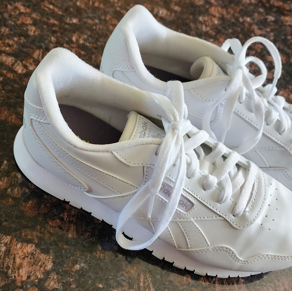 COPY - Reebok white sneakers - Picture 10 of 16